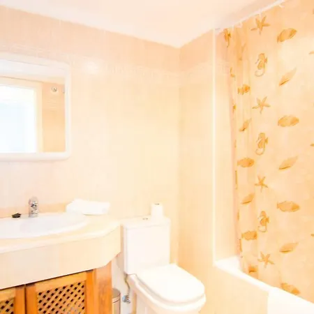 Oleholidays Milla De Oro Nagüeles Con Jardín Marbella